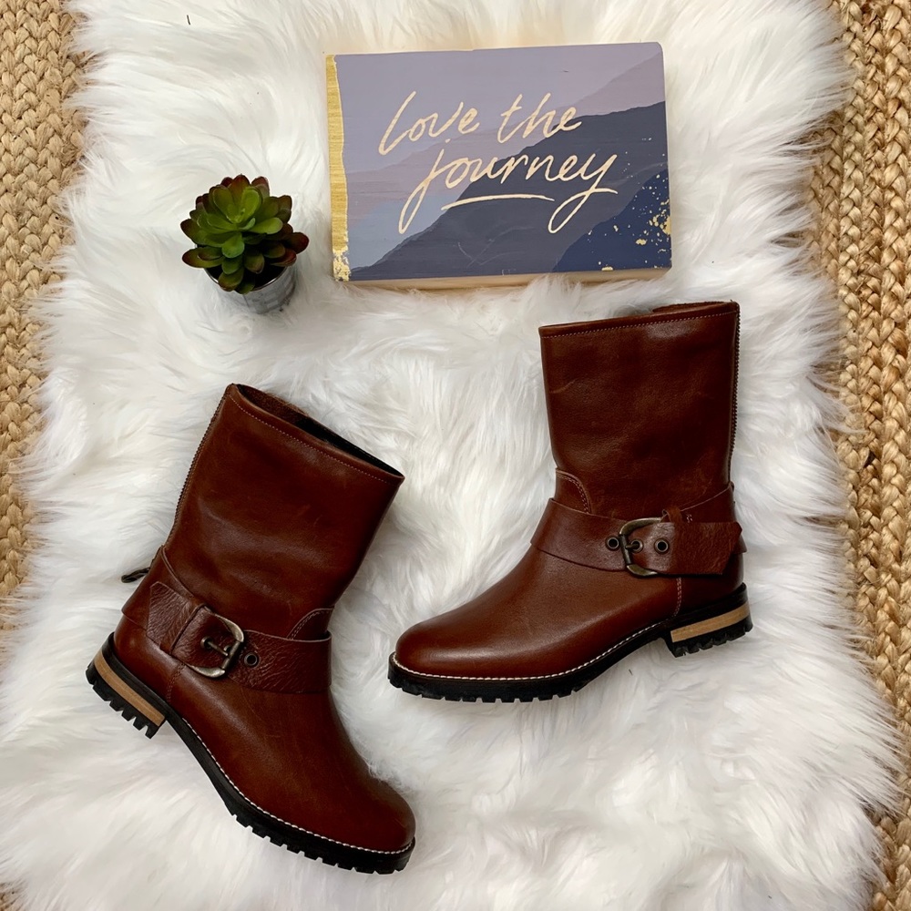 🔥 Fabianelli Leather Ankle Booties